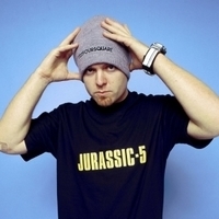 Cлушать DJ Shadow